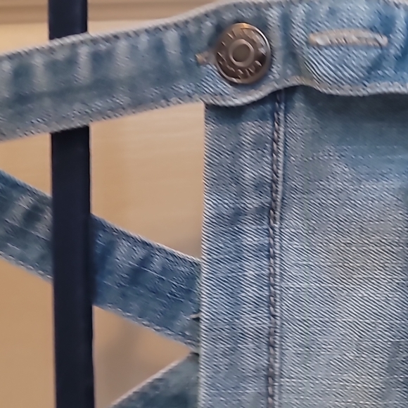 Cat & Jack girls denim overall shirts with lace trim along bottom of shorts sz 6 - Picture 3 of 4